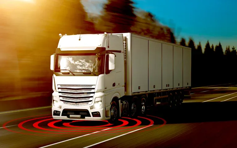 Digitale Tachographen und Fahrtenschreiber auslesen